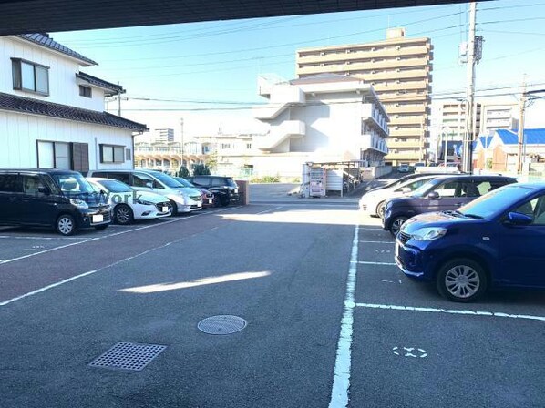 ヴィータ萱町の物件外観写真